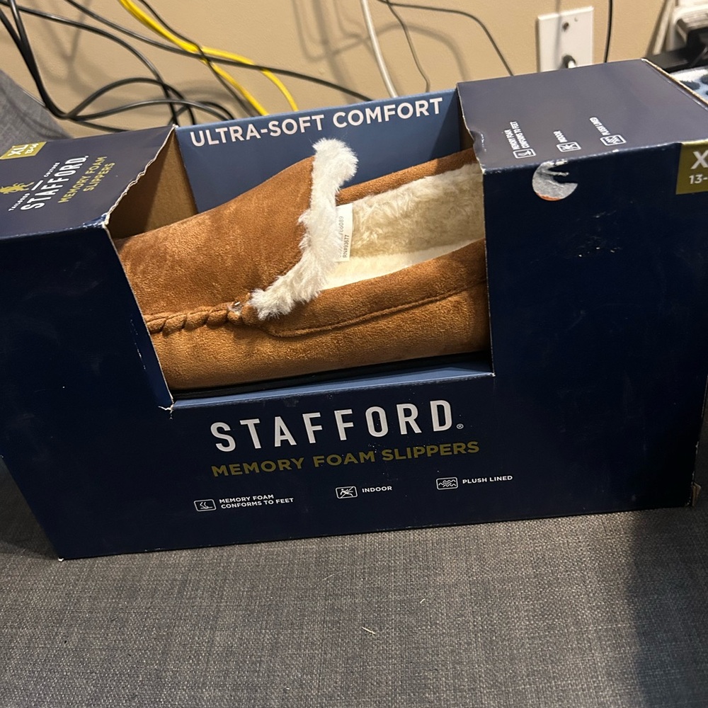 Stafford Memory Foam Slippers - Brown